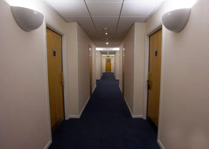 Ibis Cardiff Gate - International Business Park