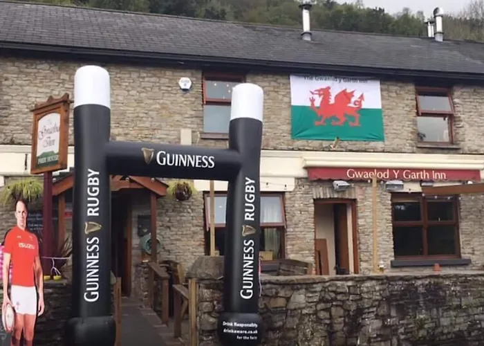 The Gwaelod Y Garth Inn
